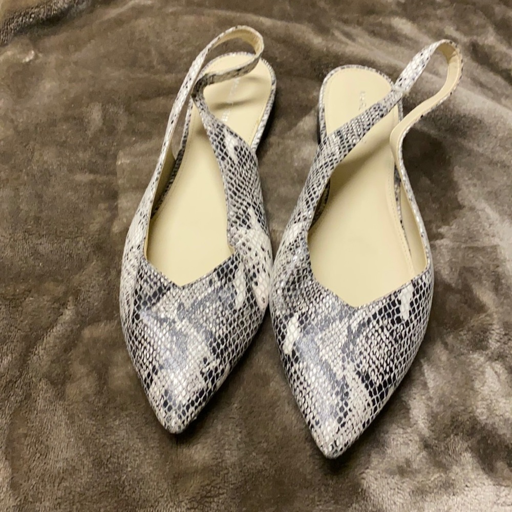 Marc flusher black and white open black flat shoe.